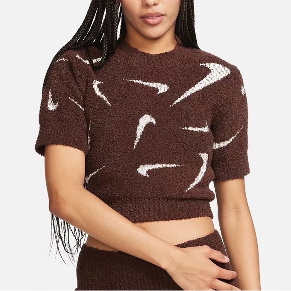 Nike Brown and White Crop Top - Picture 1 of 3